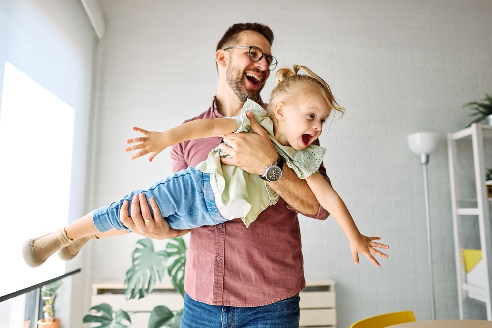 Financial advisor discussing inheritance tax planning with a couple